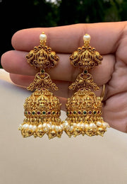 Beautiful nakshi polish jumkhas with guttapusalu hangings